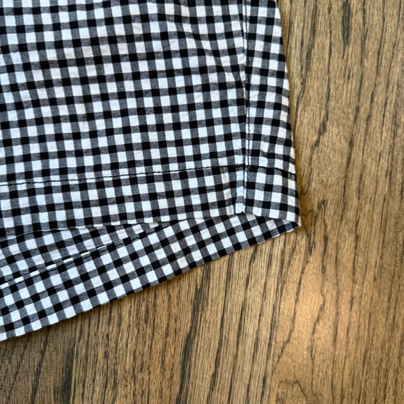 Old Navy Black and White Gingham Shorts - Picture 2 of 6